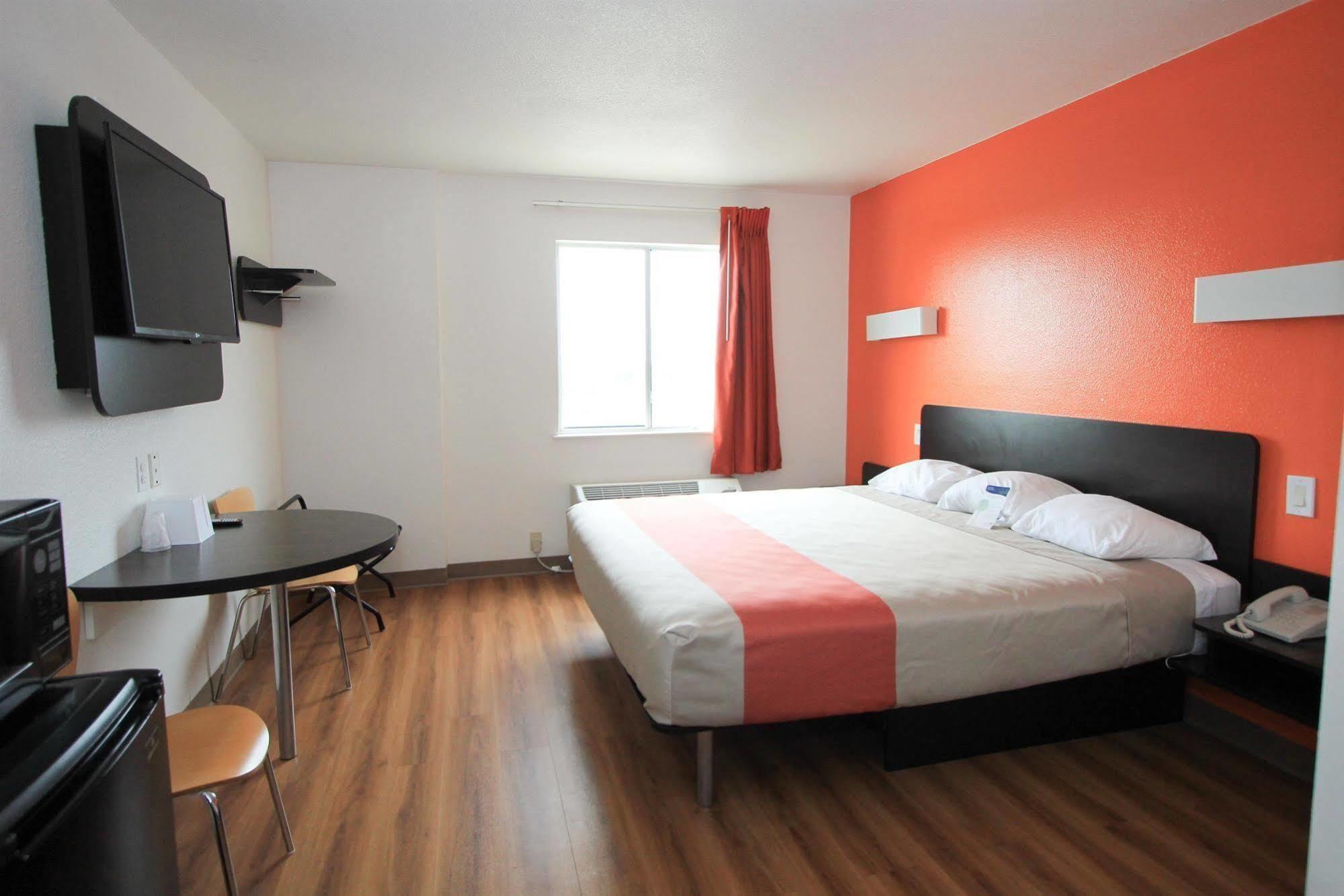 6-san Antonio, Tx - Downtown - Alamo Dome Hotel 4*